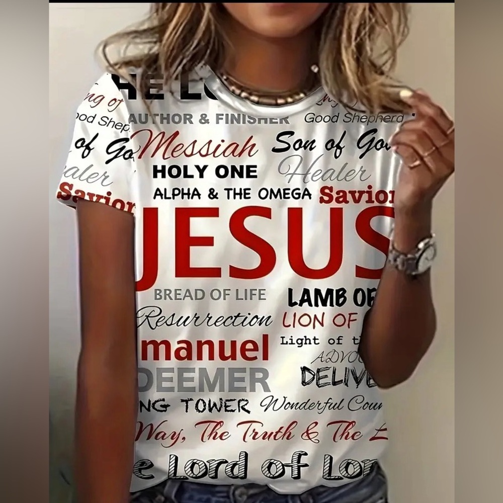 🖤❤️🤍The Lord, Messiah, Jesus…” short sleeve fitted tee woman’s small